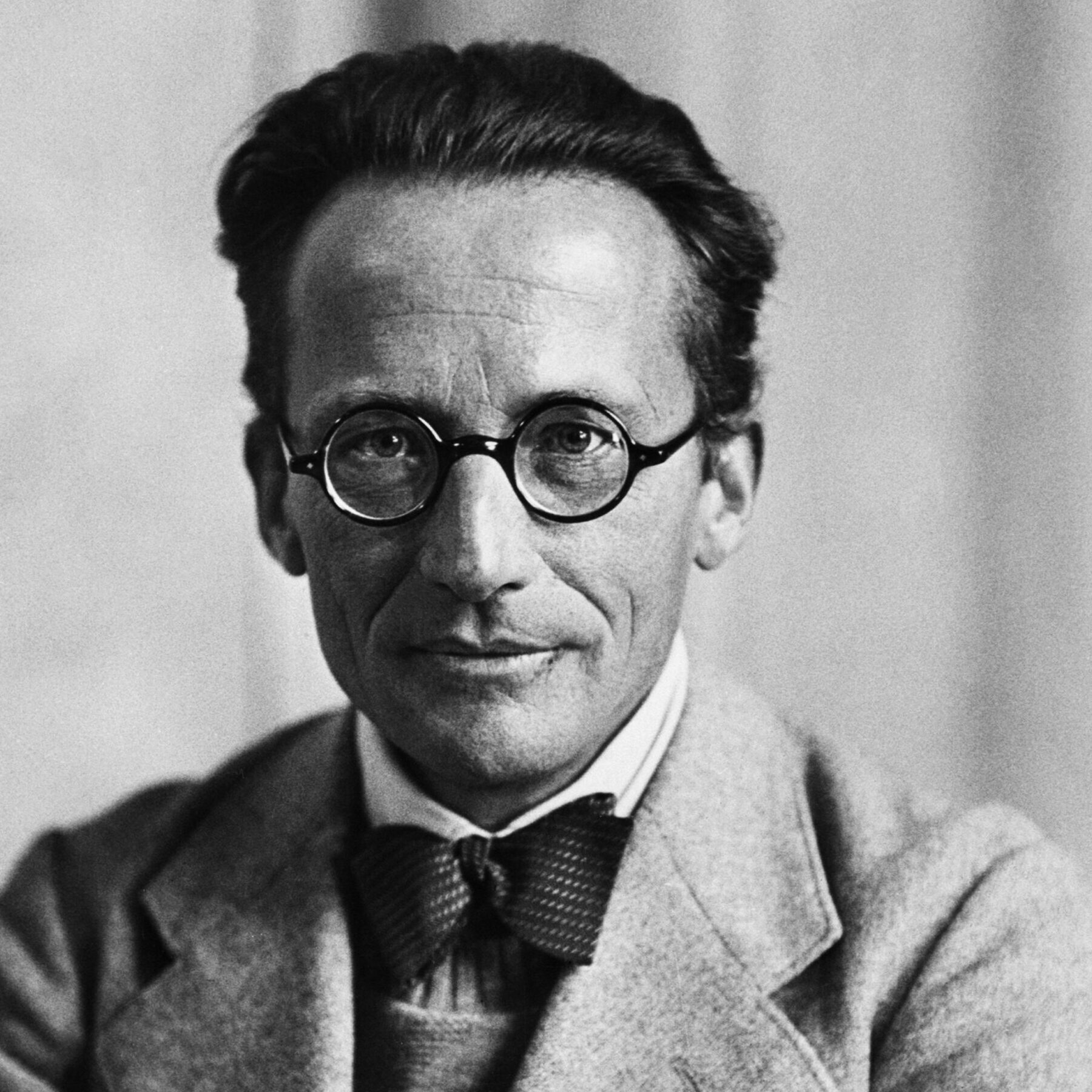 Schrödinger Denklemi ve Dalga Fonksiyonu